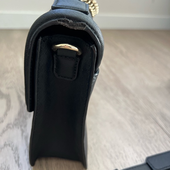 Karl Lagerfeld black leather crossbody and formal handbag with gold chain - Picture 5 of 6